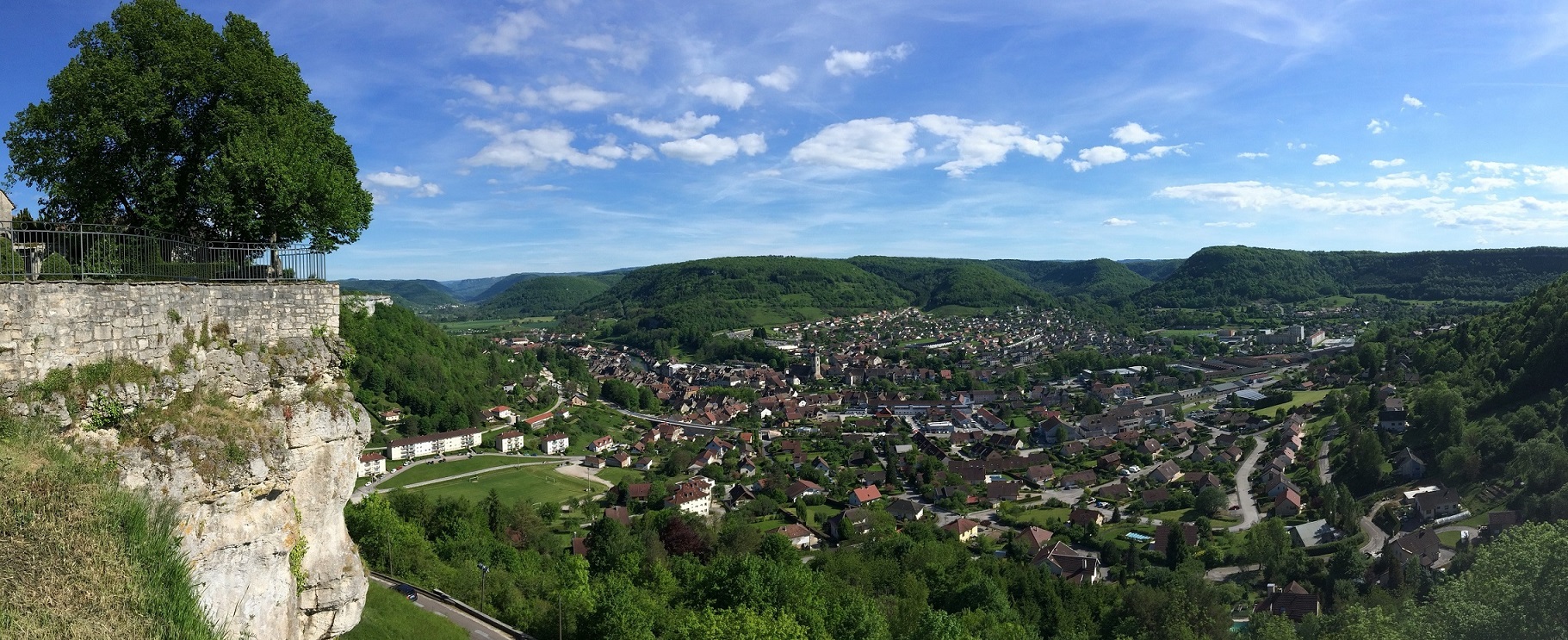 John-Mikaël is located in the heart of the French "savoir-faire" for watchmaking - " In Franche Comté - France" 